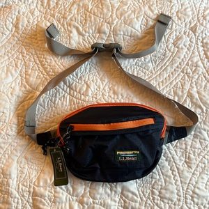 NWT LL Bean stowaway hip pack